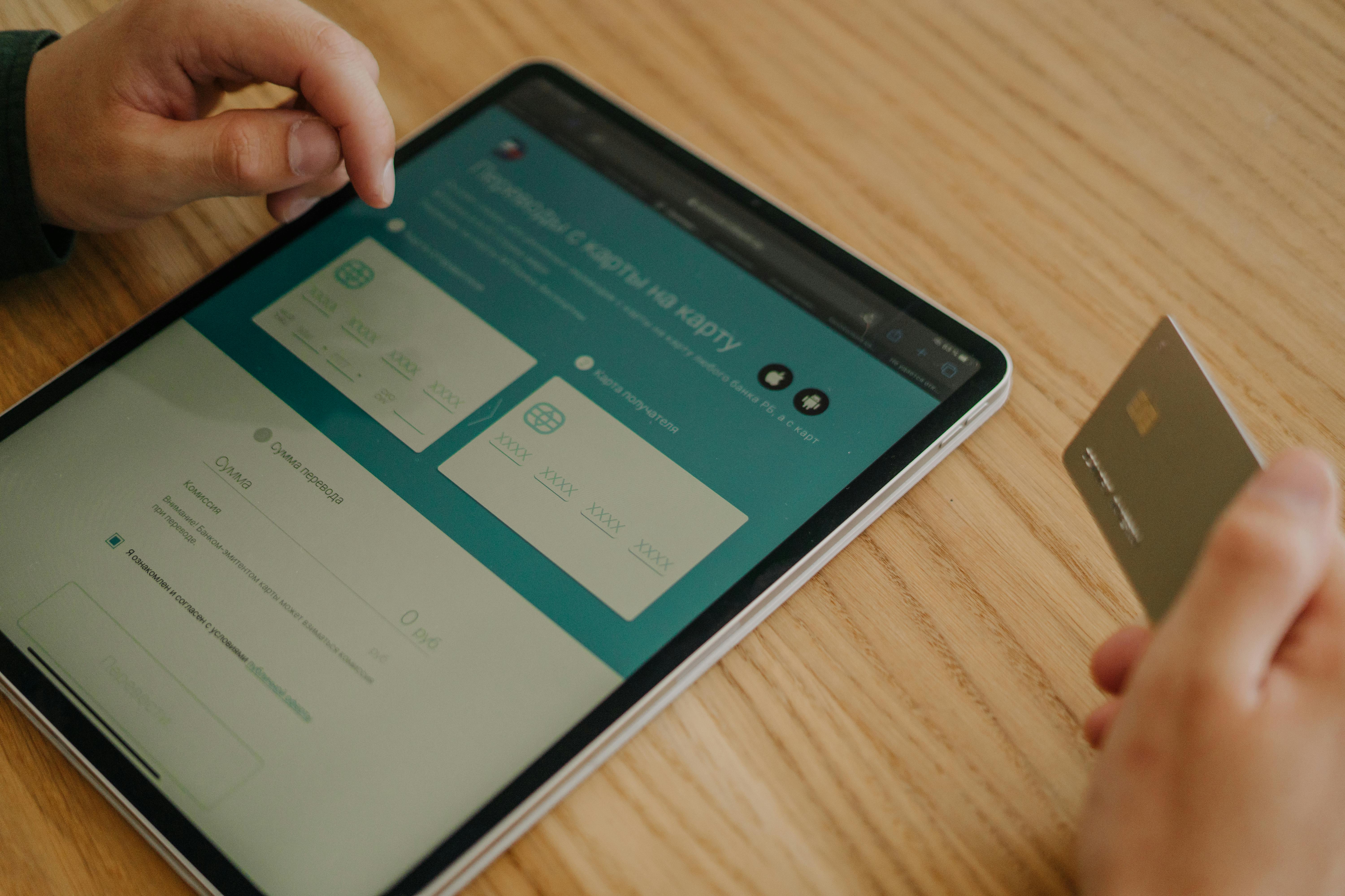 Pipeline dbt con API e SFTP per riconciliazione automatizzata delle transazioni fintech