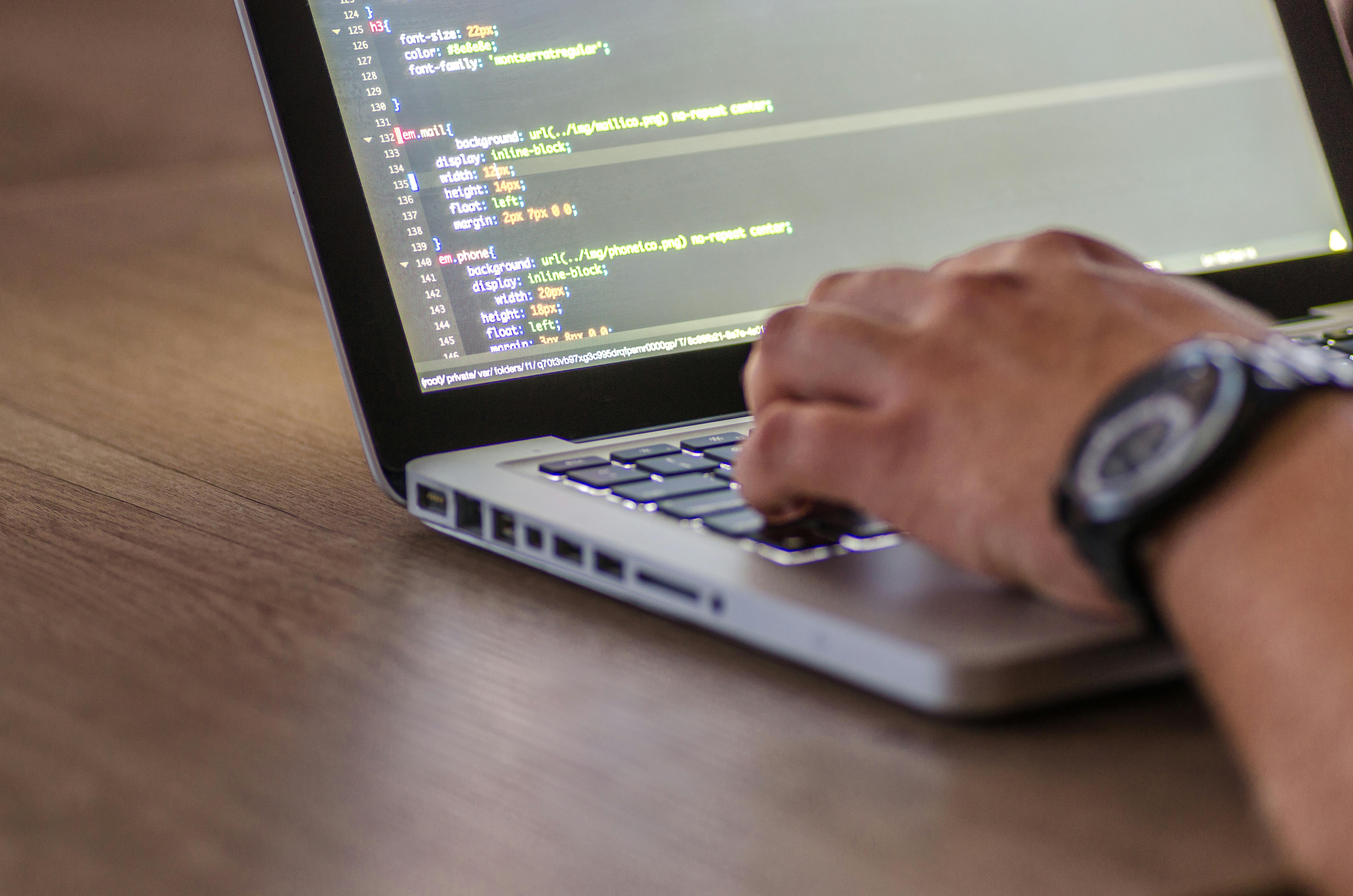 Testing stored procedure MES manifatturiero per eliminare fermi produzione durante i deploy